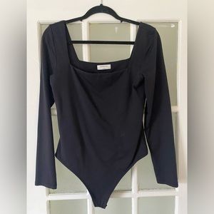 ARITZIA CONTOUR SQUARENECK BODYSUIT, BLACK, SIZE LARGE